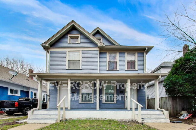 property at 415 N Oxford St