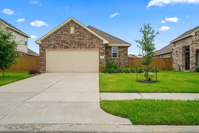 1234 Lone Pine Dr in Iowa Colony, TX - Building Photo - Building Photo