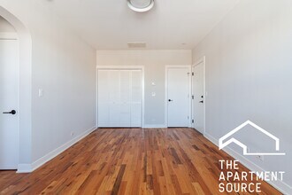 648 W Wrightwood Ave, Unit 3 in Chicago, IL - Foto de edificio - Building Photo