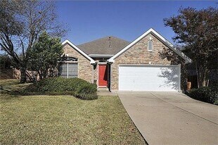 7172 Ridge Oak Rd in Austin, TX - Building Photo