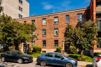 2015 Northcliffe Av in Montréal, QC - Building Photo - Building Photo