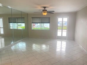 1312 SW 24th St in Boynton Beach, FL - Building Photo - Building Photo