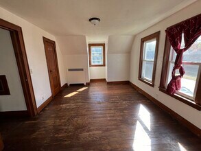 608 N Sandusky St in Mount Vernon, OH - Building Photo - Building Photo