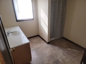 658 S Roberts Ave in Lima, OH - Building Photo - Building Photo