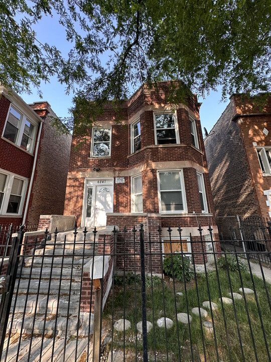 6241 S Troy St in Chicago, IL - Building Photo