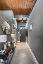 2205 N Lamar Blvd in Austin, TX - Building Photo - Building Photo