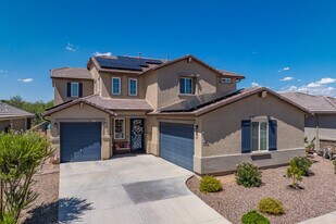 Legends at Rancho Cabrillo in Peoria, AZ - Building Photo