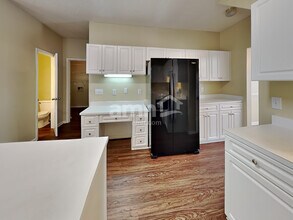 9308 Leslieshire Dr in Raleigh, NC - Building Photo - Building Photo