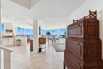 2565 S Ocean Blvd in Highland Beach, FL - Building Photo - Building Photo