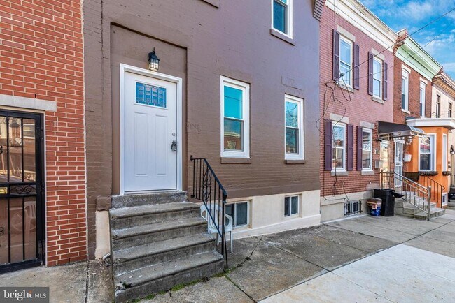 3730 Wallace St in Philadelphia, PA - Building Photo - Building Photo
