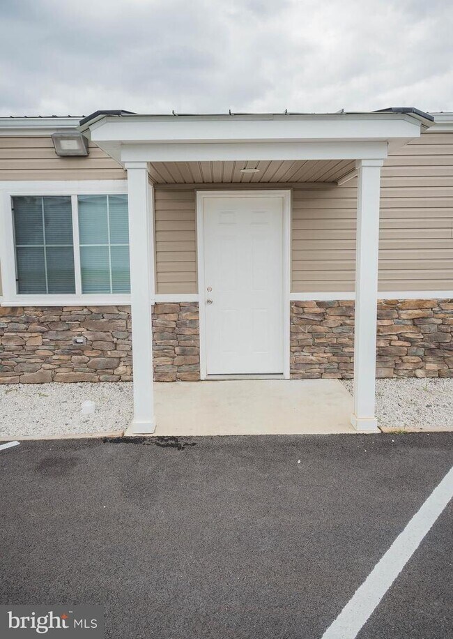 123 Bateman St-Unit -4 in Salisbury, MD - Building Photo - Building Photo