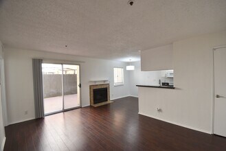 11505 Riverside Dr in Los Angeles, CA - Building Photo - Building Photo