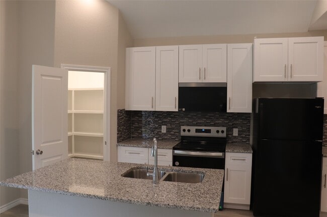 property at 9810 Arbor Oak