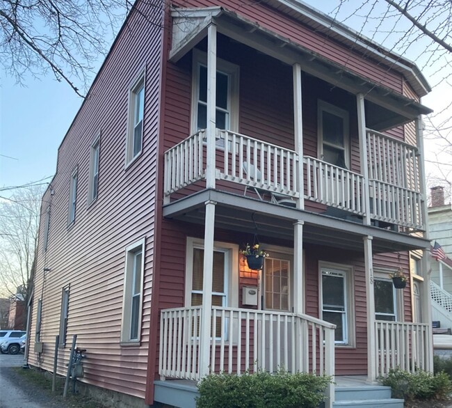 18 Van Dam St, Unit 1st Floor