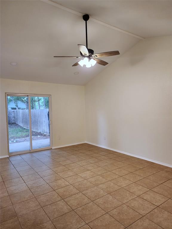 12002 Commonwealth Way in Austin, TX - Building Photo - Building Photo