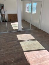 1116 E Elk Ave, Unit 113-308 in Glendale, CA - Building Photo - Building Photo