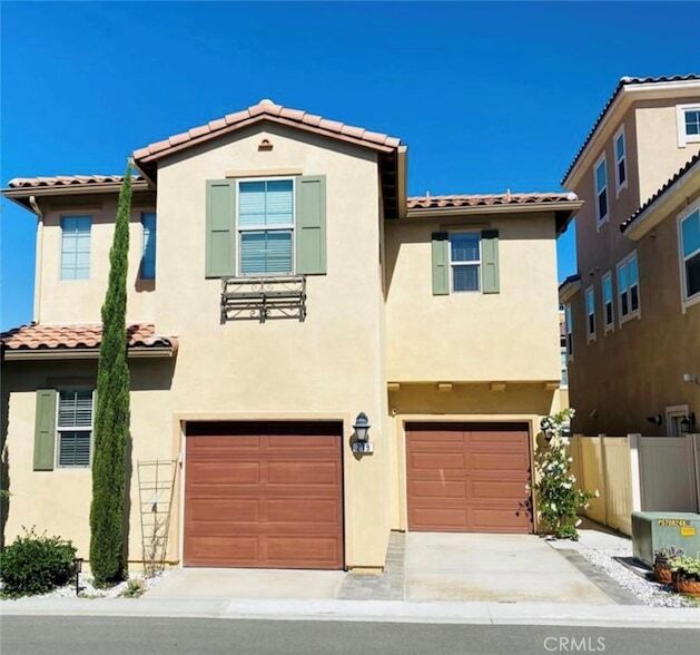 219 Calle Belleza, Unit 210 in Lake Forest, CA - Building Photo