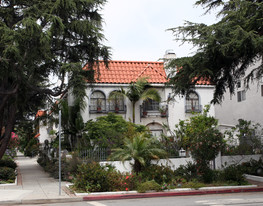 903 Lincoln Blvd Apartments