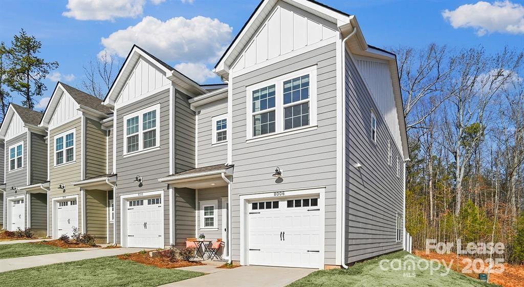 9100 Bluedale Rd in Charlotte, NC - Building Photo