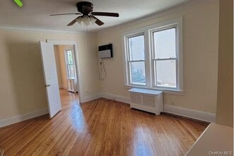 56 Marlboro Rd in Valley Stream, NY - Building Photo - Building Photo