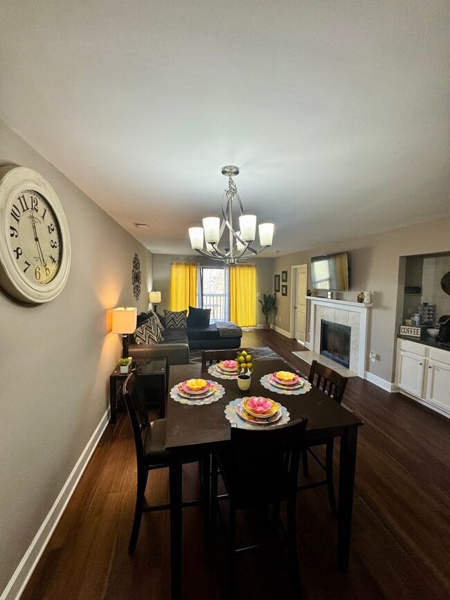 226 Edgewater Ln in West Columbia, SC - Foto de edificio - Building Photo