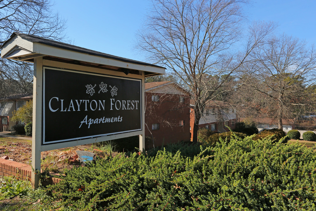 Clayton Forest in Forest Park, GA - Building Photo