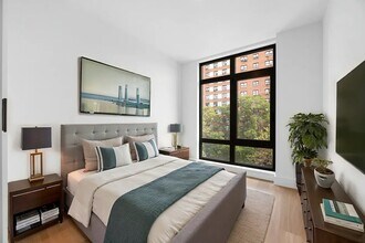 63 Pitt St in New York, NY - Building Photo - Building Photo