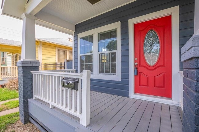 property at 5220 Avenue P 1/2