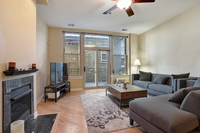 3113 W Lawrence Ave in Chicago, IL - Building Photo - Building Photo