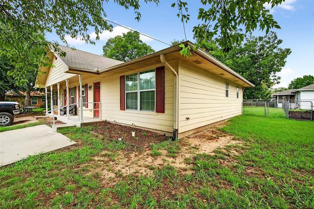 907 W Birge St in Sherman, TX - Building Photo - Building Photo