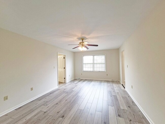 330 Jones Ln in Abingdon, VA - Building Photo - Building Photo