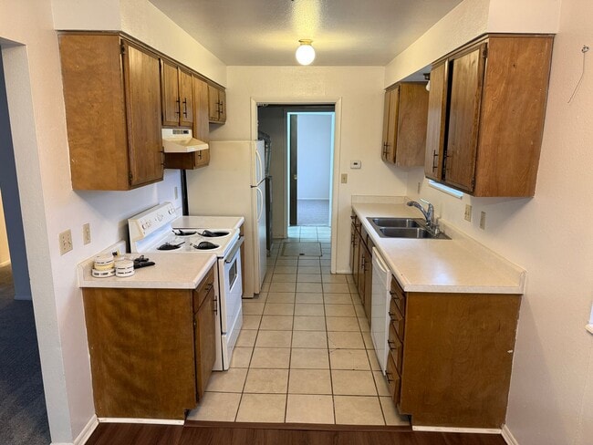 5987 S Blue Stone Cir in Murray, UT - Building Photo - Building Photo