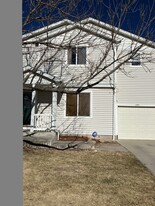 1385 waxwing ave in Brighton, CO - Building Photo
