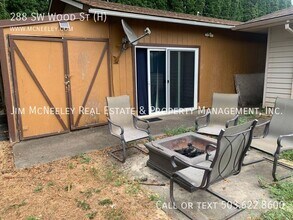 288 SW Wood St in Hillsboro, OR - Building Photo - Building Photo