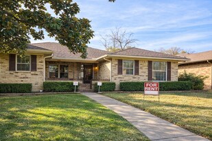 8217 Lullwater Dr in Dallas, TX - Building Photo