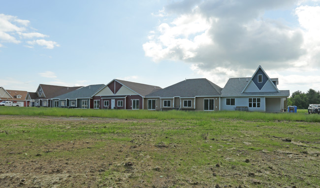 The Spinney at Van Dyke - Phase II in Delmar, NY - Building Photo - Building Photo