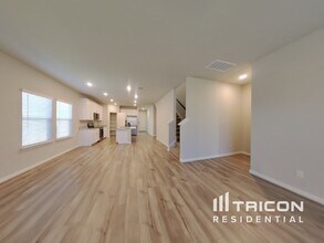 5811 Noah Pl in Saint Hedwig, TX - Building Photo - Building Photo