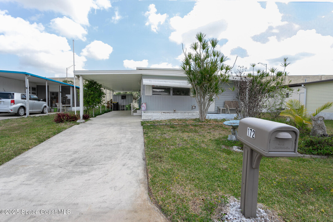 172 Holiday Park Blvd NE in Palm Bay, FL - Building Photo