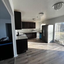 3200 Zephyr Rd in Killeen, TX - Building Photo - Building Photo