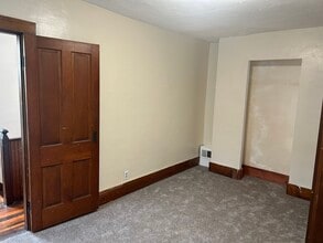 210 S Plum St in Marysville, OH - Building Photo - Building Photo