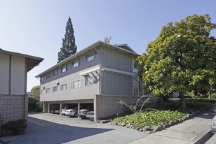3535-3545 Farm Hill Blvd in Redwood City, CA - Building Photo