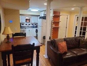 6735 River Springs Ct NW-Unit -Guest Apartment in Atlanta, GA - Building Photo - Building Photo