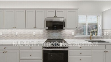 1623 Hanz Dr in New Braunfels, TX - Building Photo - Building Photo