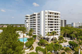 Casuarina in Highland Beach, FL - Foto de edificio - Building Photo