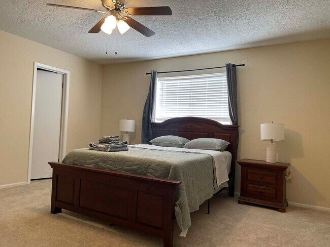 9410 Mapes St in Beaumont, TX - Building Photo - Building Photo