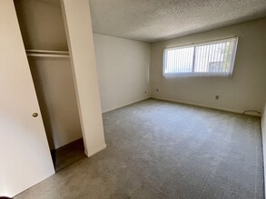 2732 Santiago Rd, Unit B in Fullerton, CA - Building Photo - Building Photo