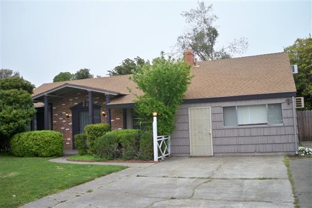 property at 4529 Marconi Ave