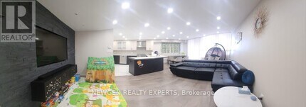 60 Pavane Linkway in Toronto, ON - Building Photo - Building Photo