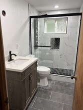 21101 NE 66th St in Redmond, WA - Building Photo - Building Photo