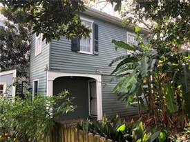 1032 Fourth St, Unit Rear in New Orleans, LA - Building Photo